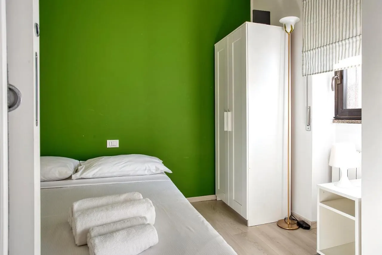 Joivy Vibrant 2Bed Apt With Balcony Milan