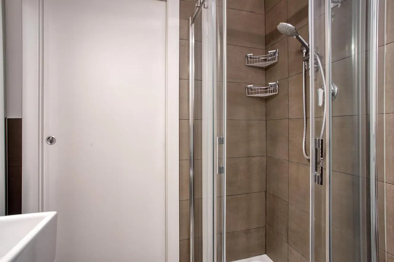 Joivy Vibrant 2Bed Apt With Balcony Milan