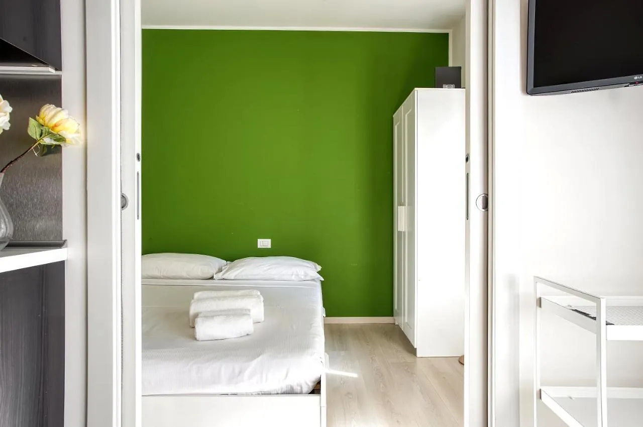 Appartamento Joivy Vibrant 2Bed Apt With Balcony Milano