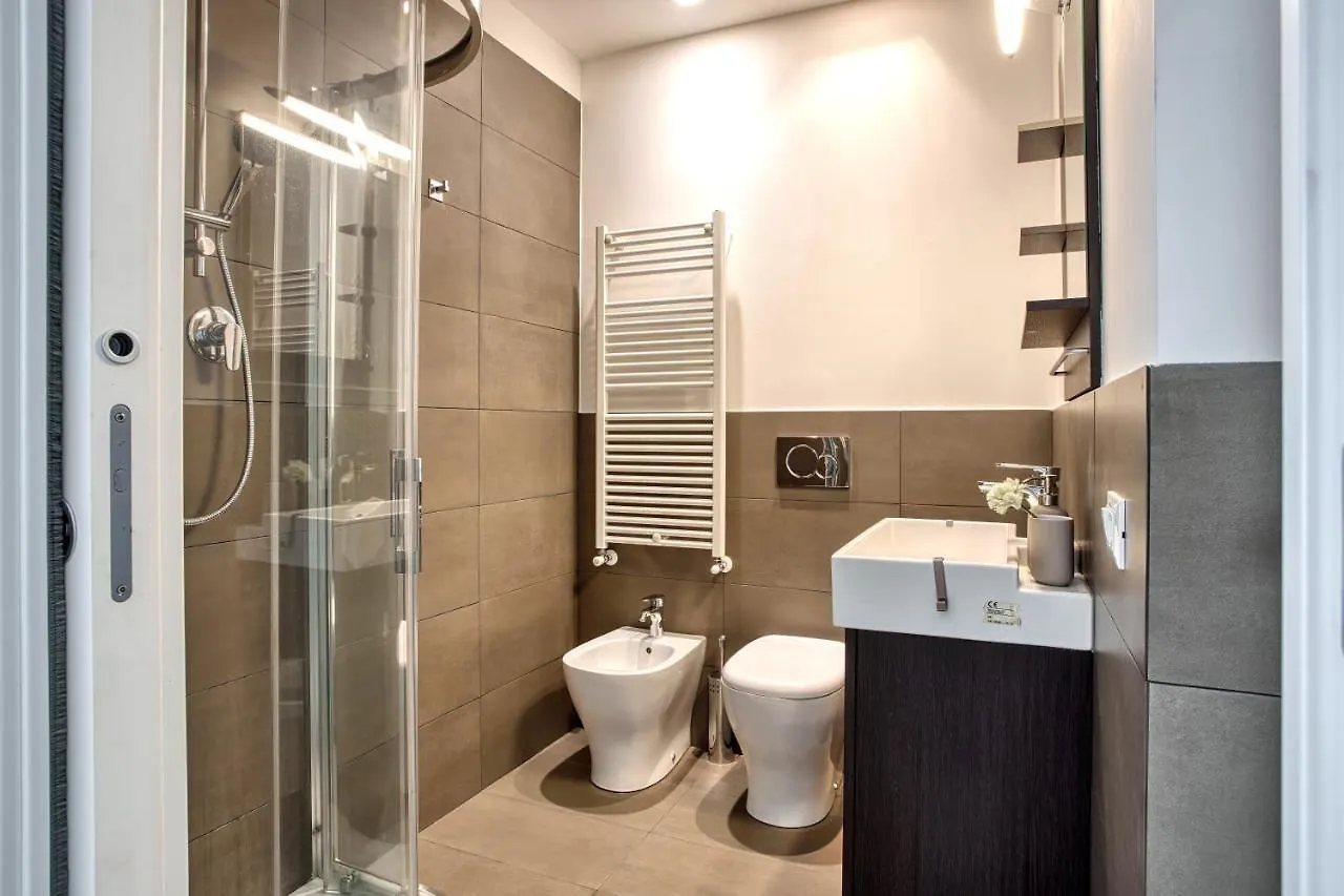 Appartamento Joivy Vibrant 2Bed Apt With Balcony Milano Italia